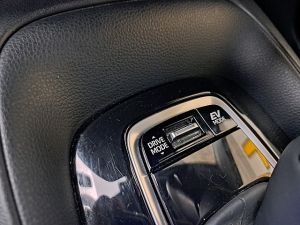 Suzuki Swace 1,8 HEV E-CVT Shine inkl. Sommer / Winterräder