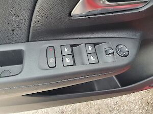 Opel Corsa -e 50kWh e-GS Line * 3-Phasig* Sommer & Winterräder & Universalladekabel*neuer Akku!!!*
