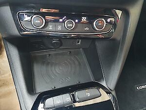 Opel Corsa -e 50kWh e-GS Line * 3-Phasig* Sommer & Winterräder & Universalladekabel*neuer Akku!!!*