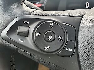 Opel Corsa -e 50kWh e-GS Line * 3-Phasig* Sommer & Winterräder & Universalladekabel*neuer Akku!!!*