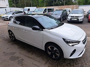 Opel Corsa -e e-Elegance * 3-Phasig* Style Paket Schwarz * e-Elegance