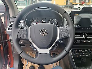 Suzuki S-Cross 1,4 Hybrid ALLGRIP flash