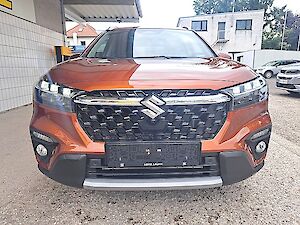 Suzuki S-Cross 1,4 Hybrid ALLGRIP flash