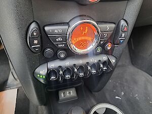 MINI Mini R57 Cabrio MINI COOPER Cabrio 1,6