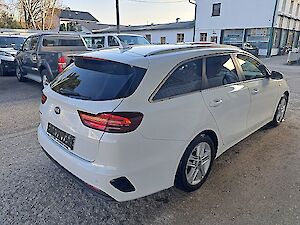 KIA cee'd ceed SW 1,4 TGDI ISG Silber