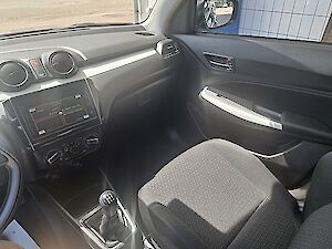 Suzuki Swift 1,2 Hybrid DualJet Shine