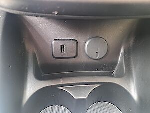 Opel Corsa 1,4 Österreich Edition