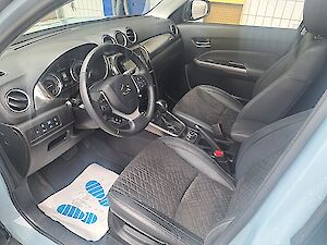 Suzuki Vitara 1,5 Hybrid ALLGRIP 6AGS flash