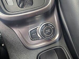 Suzuki Vitara 1,5 Hybrid ALLGRIP 6AGS flash