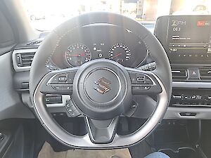 Suzuki Swift 1,2 Hybrid Flash
