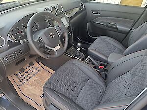 Suzuki Vitara 1,4 Hybrid ALLGRIP flash "Sondermodell"