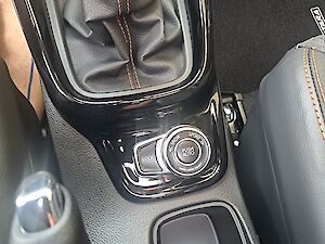 Suzuki Vitara 1,4 Hybrid ALLGRIP flash "Sondermodell"