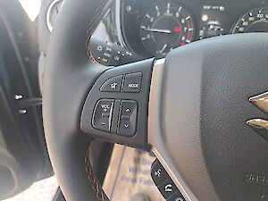 Suzuki Vitara 1,4 Hybrid ALLGRIP flash "Sondermodell"