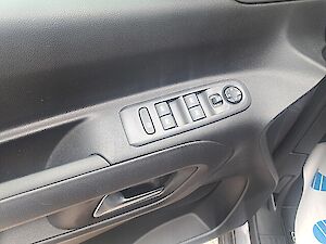 Opel Combo -e Life XL 50 kWh Elegance Plus