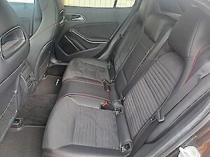 Mercedes-Benz GLA-Klasse GLA 220 CDI 4MATIC Aut. *Vollausstattung*