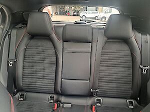 Mercedes-Benz GLA-Klasse GLA 220 CDI 4MATIC Aut. *Vollausstattung*
