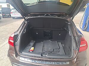 Mercedes-Benz GLA-Klasse GLA 220 CDI 4MATIC Aut. *Vollausstattung*