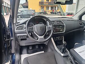 Suzuki SX4 S-Cross 1,0 DITC 4WD shine
