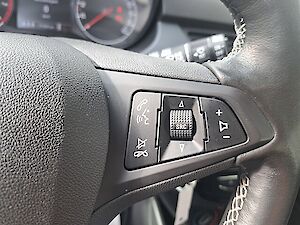 Opel Corsa 1,4 Österreich Edition