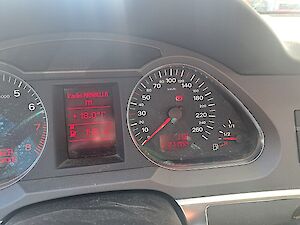 Audi A6 2,4 V6 quattro
