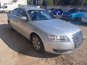 Audi A6 2,4 V6 quattro