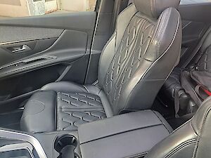 Peugeot 5008 1,5 BlueHDI 130 S&S EAT8 Allure Aut.